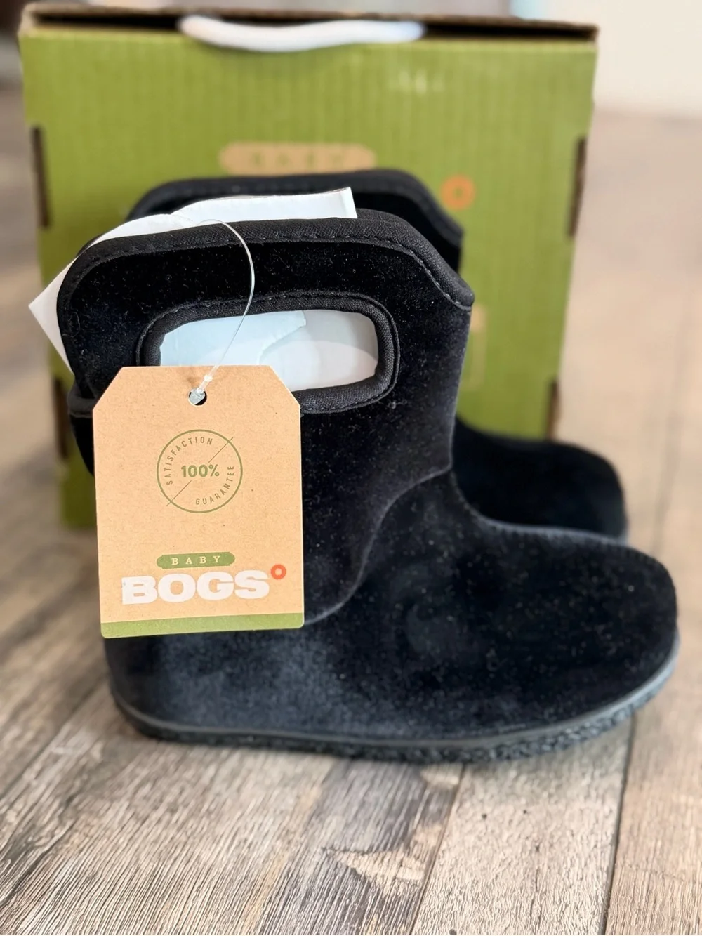 🖤 NWT BOGS Kids Black Velvet Waterproof Winter Boots. Size 10
